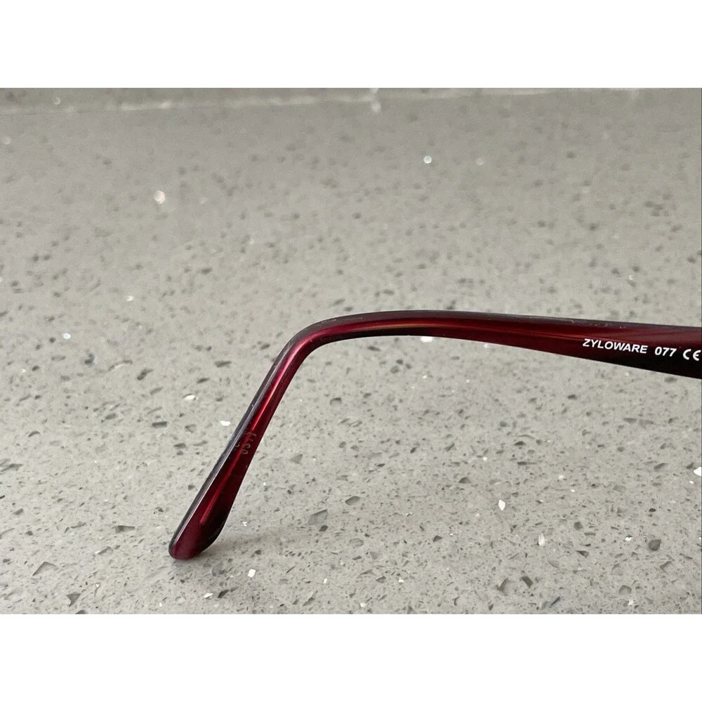 Sophia Loren M222 Eyeglasses FRAMES ONLY Zyloware 077 55-17-135 Red Full rim